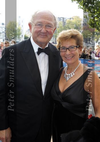 Amsterdam 3 oktober 2010
Premiere Petticoat in Carre. Joop en Janine v d Ende
Peter Smulders bv