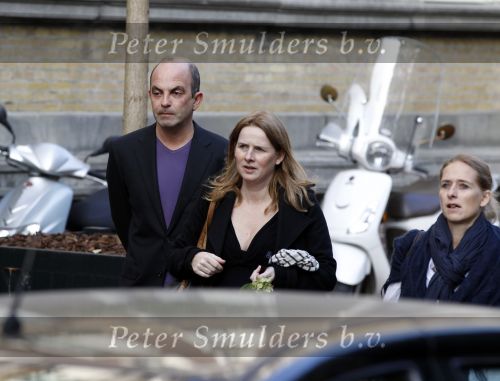 Amsterdam 12 oktober 2010
Herdenkingsdienst van Antonie Kamerling in het Amstel Hotel. De wagens van de stoet waren allemaal cadillac s. Jop Gottschalk
Peter Smulders bv