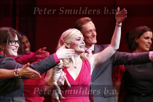 Tilburg 10 oktober 2010
Premiere Legally Blonde in de schouwburg van Tilburg.
Kim Lian v d Meij speelt de hoofdrol.
Peter Smulders bv