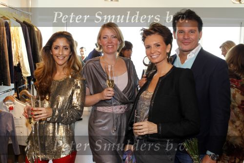 Amsterdam 11 oktober 2010
Presentatie tijdschrift Danie Bles in het World fashion center.Sylvie v d Vaart leco v Zadelhoff en Leontine Borsato