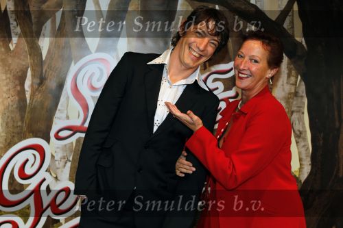 Utrecht 26 september 2010
Premiere Lang en Gelukkig op de filmdagen. Loes Luca met stiefzoon
Peter Smulders bv