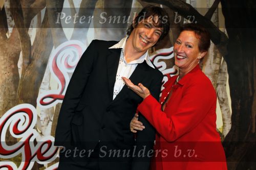 Utrecht 26 september 2010
Premiere Lang en Gelukkig op de filmdagen. Loes Luca met stiefzoon
Peter Smulders bv