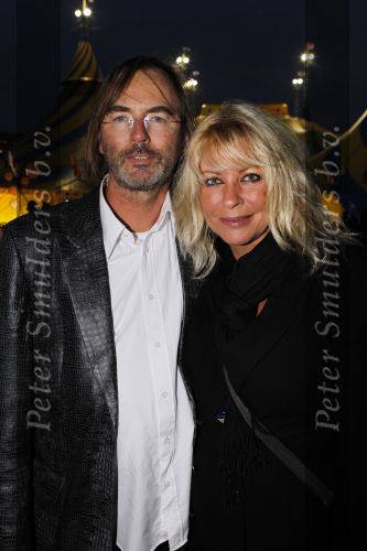 Amsterdam 7 oktober 2010
Premiere cirque du soleil bij de amsterdam Arena. Manuela Kemp met man
Peter Smulders bv