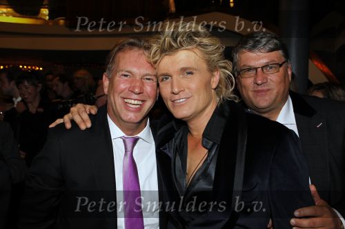 Amsterdam 11 oktober 2010
Premiere Hurricane van Hans Klok in Carre. hans met Marcel Boekhoorn
Peter Smulders bv