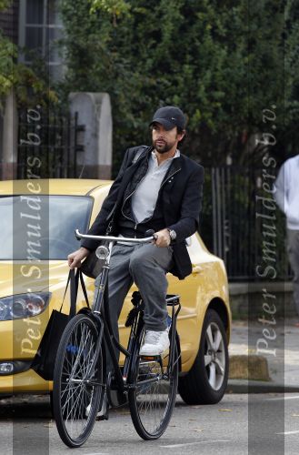 Amsterdam 5 oktober 2010
Mari v d Ven op de fiets in Amsterdam.
Peter Smulders bv