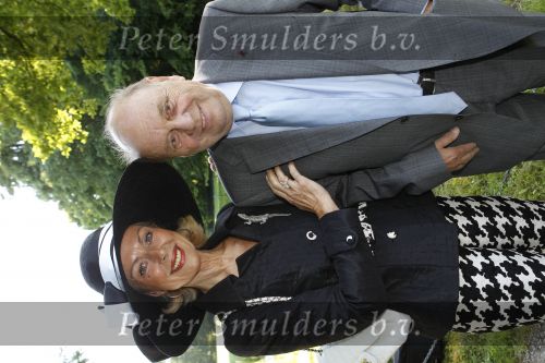 Breukelen 16 juni 2010
Haringparty op Neyenrode.
Marjon Lambriks met man