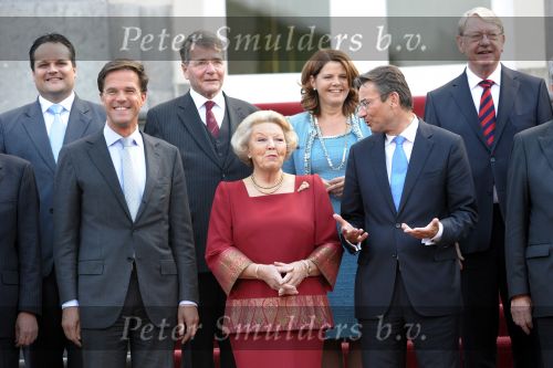 Den Haag 14 oktober 2010
Het kabinet van President Mark Rutte bij Koningin Beatrix op huis ten Bosch.Henk Kamp Hans Dillen Marja van Bijsterveldt Vliegenthart Gerd Leers Uri Rosenthal Maxim Verhagen Piet Hein Donner Ivo Opstelten Jan Kees de Jager Melanie Schultz van Haegen Maas Geesteranus en Edith Schippers