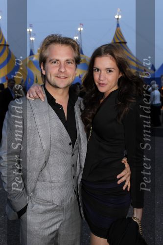 Amsterdam 7 oktober 2010
Premiere cirque du soleil bij de amsterdam Arena. Marly v d Velden met vriend
Peter Smulders bv