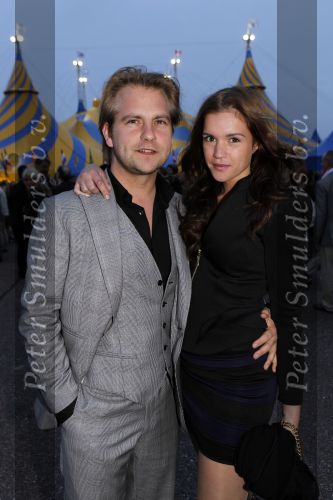 Amsterdam 7 oktober 2010
Premiere cirque du soleil bij de amsterdam Arena. Marly v d Velden met vriend
Peter Smulders bv