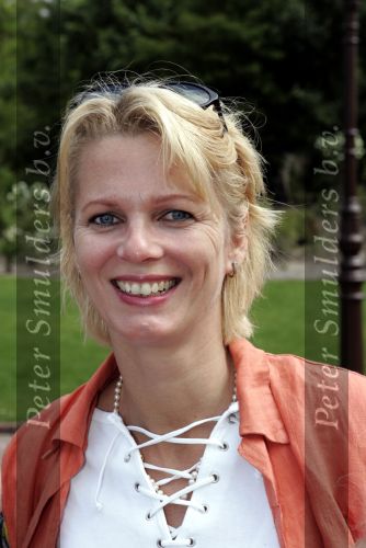 Kaatsheuvel 16 mei 2004
Bekende nederlanders in de efteling.
Marilou v Stenis zwanger met vriend en dochter
Peter Smulders bv