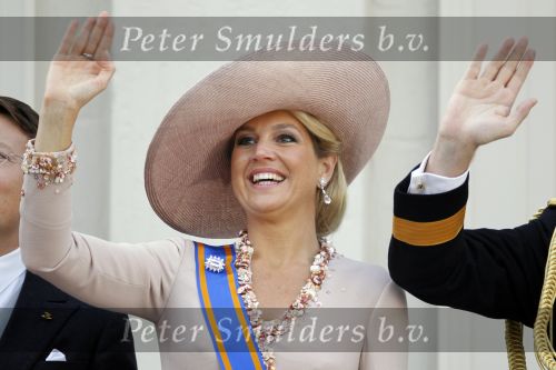 Den Haag 21 september 2010
Prinsjesdag 2010 op het binnenhof en bij paleis Noordeinde. Koningin Beatrix Prins Willem Alexander Prinses Maxima Prins Constantijn Prinses Laurentien Pieter v Vollenhoven en Prinses Margriet
Peter Smulders bv