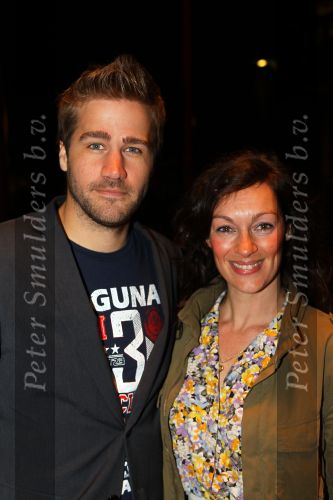 Gouda, 11 Oktober 2010
Premiere Ivo Niehe van de nieuwe theatervoorstelling van Mussen & Zwanen, LICHTJES IN JE OGEN.
Miryanne v Reeden met vriend
Foto Peter Smulders BV