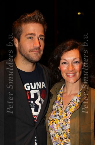 Gouda, 11 Oktober 2010
Premiere Ivo Niehe van de nieuwe theatervoorstelling van Mussen & Zwanen, LICHTJES IN JE OGEN.
Miryanne v Reeden met vriend
Foto Peter Smulders BV