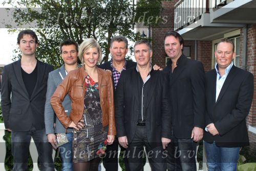 Volendam, 18 Oktober 2010 Hotel Spaander
CD Uitreiking Mon Amour met o.a.: Linda Schilder en Peter de Haan, Jan Smit en Jack Veerman
Foto Peter Smulders BV