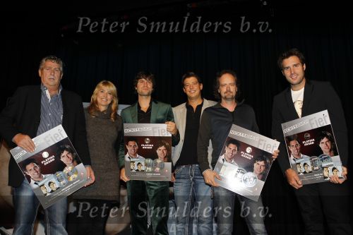 Volendam 30 september 2010
Presentatie CD ,uitreiking gouden en platina platen en presentatie strip Nick en Simon. Alice Aloys en Jaap Buijs
Peter Smulders bv