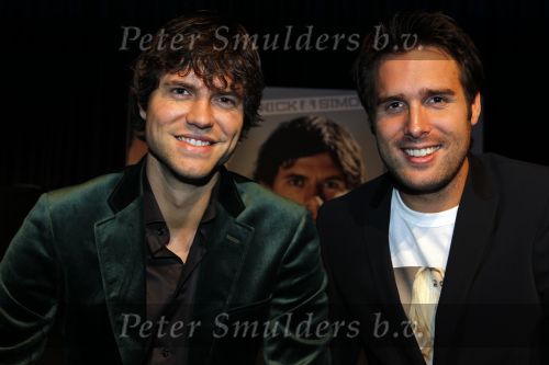 Volendam 30 september 2010
Presentatie CD ,uitreiking gouden en platina platen en presentatie strip Nick en Simon.
Peter Smulders bv