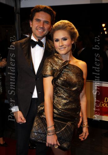 Amsterdam 22 oktober 2010
Televizierring 2010 in carre. Nikkie Plessen met vriend
Peter Smulders bv