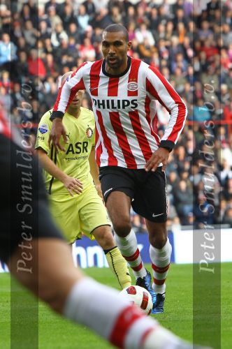 Eindhoven, 24 Oktober 2010
Kompetitiewedstrijd PSV-Feyenoord, eindstand 10-0 Seizoen 2010/2011
De grootste nederlaag van Feyenoord ooit in het betaalde voetbal
Evenaring van de grootste overwinning PSV in het betaald Voetbal
Orlando Engelaar
Foto Junior Smulders