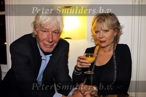 Leiden 27 september 2010
Premiere Duet for one met Vera Mann en Wilbert Gieske. Paul v Vliet met zijn vrouw
Peter Smulders bv