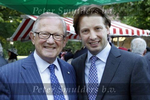 Breukelen 16 juni 2010
Haringparty op Neyenrode. Pieter v Vollenhoven met Prins Floris en Guido den Aantrekker
Peter Smulders bv