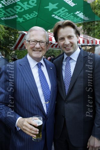 Breukelen 16 juni 2010
Haringparty op Neyenrode. Pieter v Vollenhoven met Prins Floris en Guido den Aantrekker
Peter Smulders bv