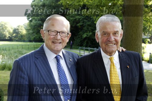 Breukelen 16 juni 2010
Haringparty op Neyenrode. Pieter v Vollenhoven met Jaap Rost Onnes
Peter Smulders bv