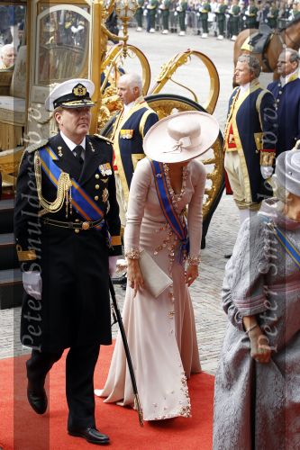 Den Haag 21 september 2010
Prinsjesdag 2010 op het binnenhof en bij paleis Noordeinde. Koningin Beatrix Prins Willem Alexander Prinses Maxima Prins Constantijn Prinses Laurentien Pieter v Vollenhoven en Prinses Margriet
Peter Smulders bv
