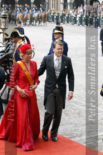 Den Haag 21 september 2010
Prinsjesdag 2010 op het binnenhof en bij paleis Noordeinde. Koningin Beatrix Prins Willem Alexander Prinses Maxima Prins Constantijn Prinses Laurentien Pieter v Vollenhoven en Prinses Margriet
Peter Smulders bv