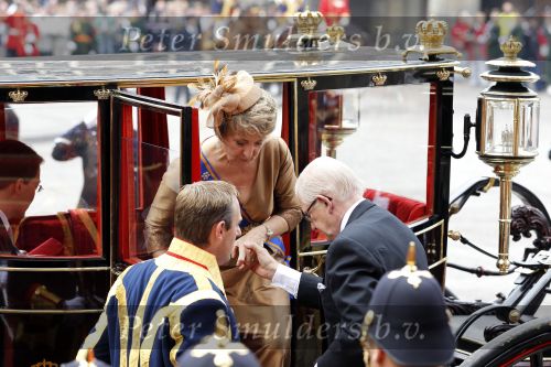 Den Haag 21 september 2010
Prinsjesdag 2010 op het binnenhof en bij paleis Noordeinde. Koningin Beatrix Prins Willem Alexander Prinses Maxima Prins Constantijn Prinses Laurentien Pieter v Vollenhoven en Prinses Margriet
Peter Smulders bv