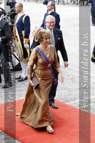 Den Haag 21 september 2010
Prinsjesdag 2010 op het binnenhof en bij paleis Noordeinde. Koningin Beatrix Prins Willem Alexander Prinses Maxima Prins Constantijn Prinses Laurentien Pieter v Vollenhoven en Prinses Margriet
Peter Smulders bv