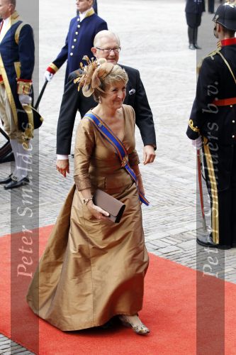 Den Haag 21 september 2010
Prinsjesdag 2010 op het binnenhof en bij paleis Noordeinde. Koningin Beatrix Prins Willem Alexander Prinses Maxima Prins Constantijn Prinses Laurentien Pieter v Vollenhoven en Prinses Margriet
Peter Smulders bv
