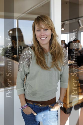Amsterdam 11 oktober 2010
Presentatie tijdschrift Danie Bles in het World fashion center. Regina Romeijn
Peter Smulders bv