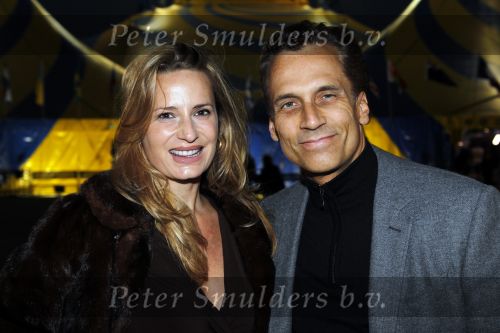 Amsterdam 7 oktober 2010
Premiere cirque du soleil bij de amsterdam Arena. Robert en Claudia Schoemacher
Peter Smulders bv