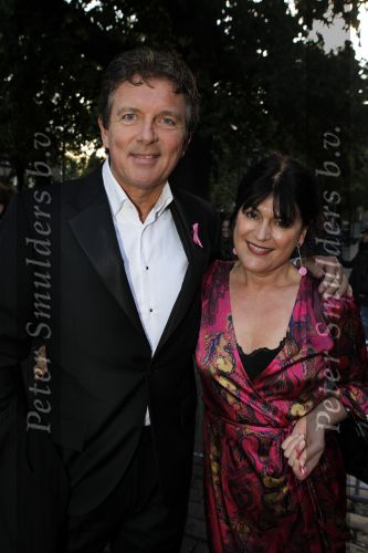 Amsterdam 29 september 2010
Pink Ribbon gala in de westerkerk. Robert ten Brink met vrouw Roos
Peter Smulders bv