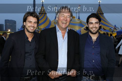 Amsterdam 7 oktober 2010
Premiere cirque du soleil bij de amsterdam Arena. Ron Rick en Bob Brandsteder
Peter Smulders bv