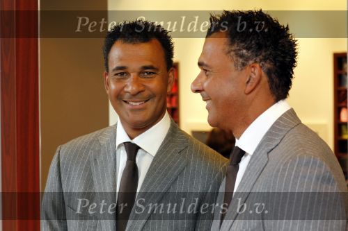 Amsterdam 11 oktober 2010
Ruud Gullit en Rob Witschge bij de society shop.
Peter Smulders bv