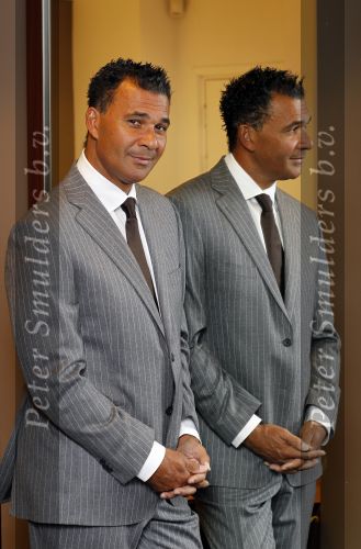Amsterdam 11 oktober 2010
Ruud Gullit en Rob Witschge bij de society shop.
Peter Smulders bv