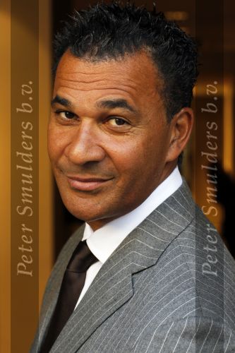 Amsterdam 11 oktober 2010
Ruud Gullit en Rob Witschge bij de society shop.
Peter Smulders bv