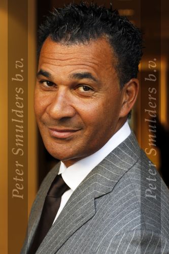 Amsterdam 11 oktober 2010
Ruud Gullit en Rob Witschge bij de society shop.
Peter Smulders bv