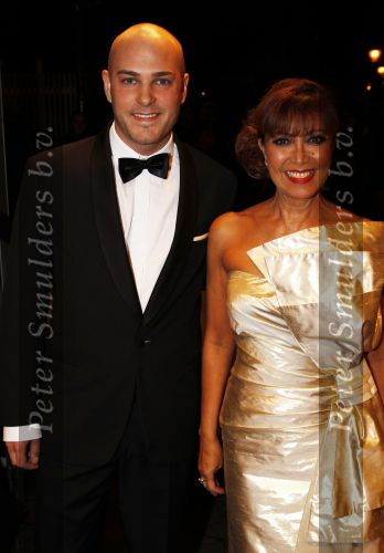Amsterdam 22 oktober 2010
Televizierring 2010 in carre. Sandra Reemer met een kennis
Peter Smulders bv
