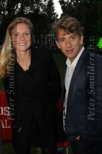 Utrecht 26 september 2010
Premiere Lang en Gelukkig op de filmdagen. Waldemar Torenstra en Sophie Hilbrand
Peter Smulders bv