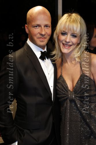 Amsterdam 22 oktober 2010
Televizierring 2010 in carre. Stacey Rookhuizen met vriend
Peter Smulders bv
