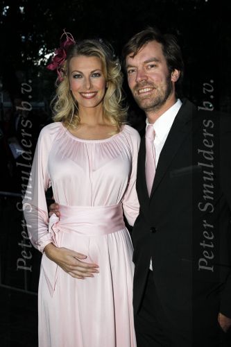 Amsterdam 29 september 2010
Pink Ribbon gala in de westerkerk. Susan Smit zwanger met vriend
Peter Smulders bv