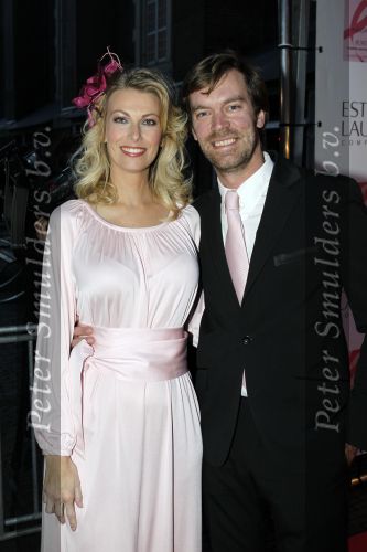 Amsterdam 29 september 2010
Pink Ribbon gala in de westerkerk. Susan Smit zwanger met vriend
Peter Smulders bv