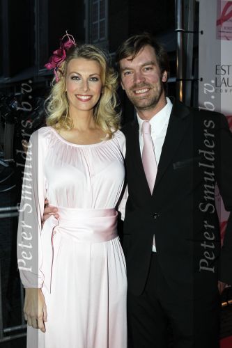 Amsterdam 29 september 2010
Pink Ribbon gala in de westerkerk. Susan Smit zwanger met vriend
Peter Smulders bv