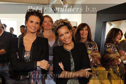 Amsterdam 11 oktober 2010
Presentatie tijdschrift Danie Bles in het World fashion center.Sylvie v d Vaart leco v Zadelhoff en Leontien Borsato
Peter Smulders bv