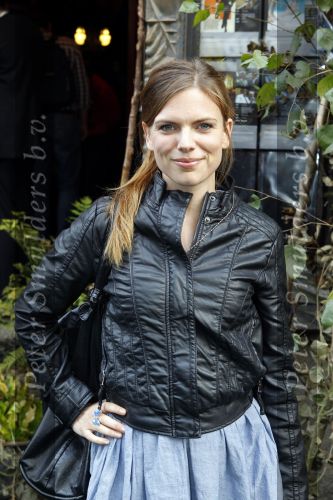 Amsterdam 2 oktober 2010
Premiere Foeksia in Tuschinski. Tamara Brinkman en partner Christopher
Peter Smulders bv