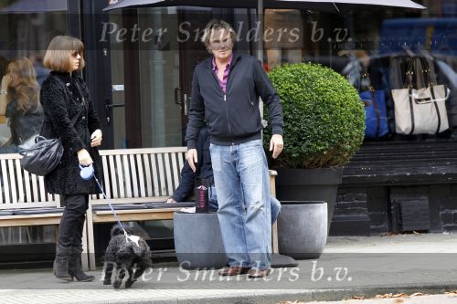 Amsterdam 24 september 2010
Tom Egbers en janke Dekker met hun hond.
Peter Smulders bv
