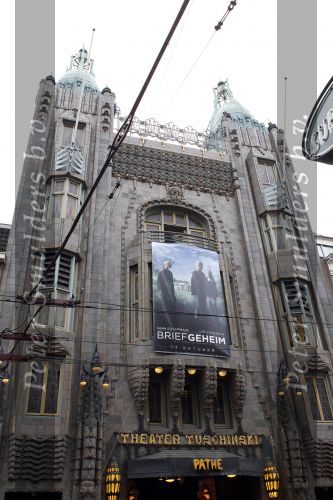 Amsterdam 13 oktober 2010
Premiere Briefgeheim in Tuschinski.
Peter Smulders bv