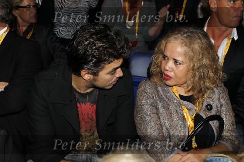Amsterdam 7 oktober 2010
Premiere cirque du soleil bij de amsterdam Arena. waylon met zijn moeder
Peter Smulders bv
